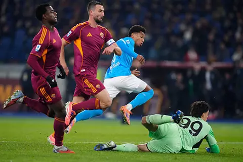 دقيقة بدقيقة.. روما 0-1 نابولي.. استراحة